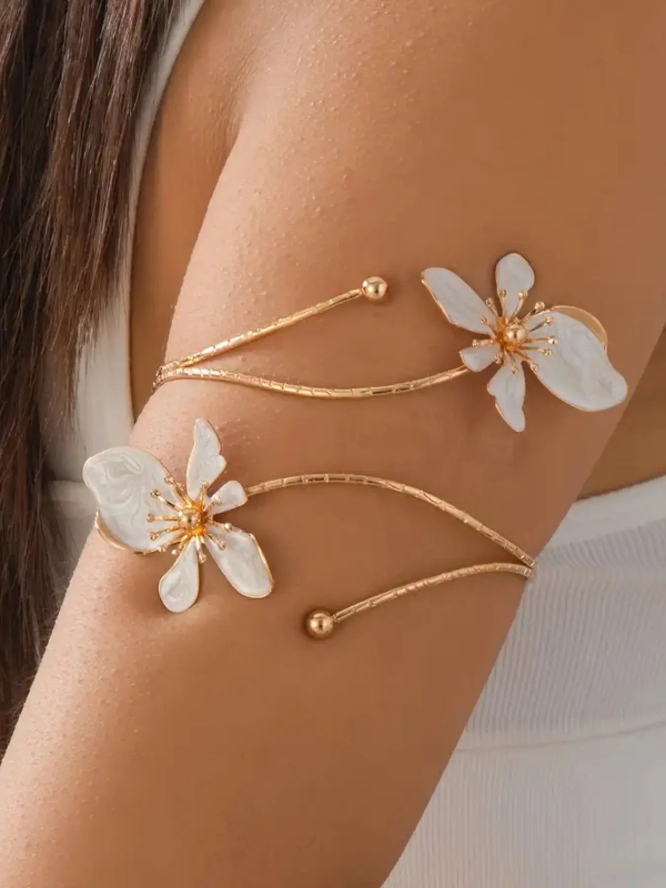 Elegant Floral Open Cuff Armlet