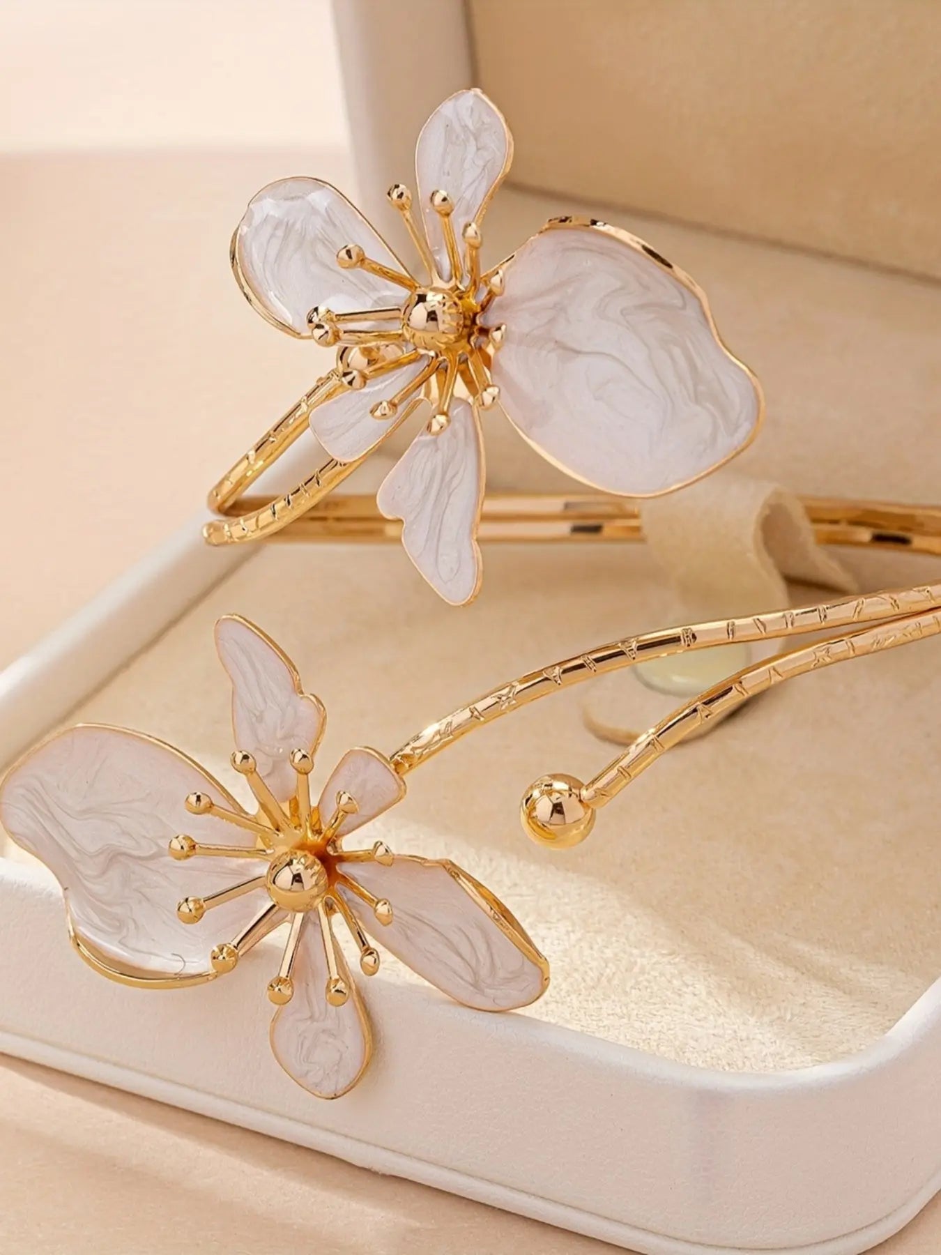 Elegant Floral Open Cuff Armlet
